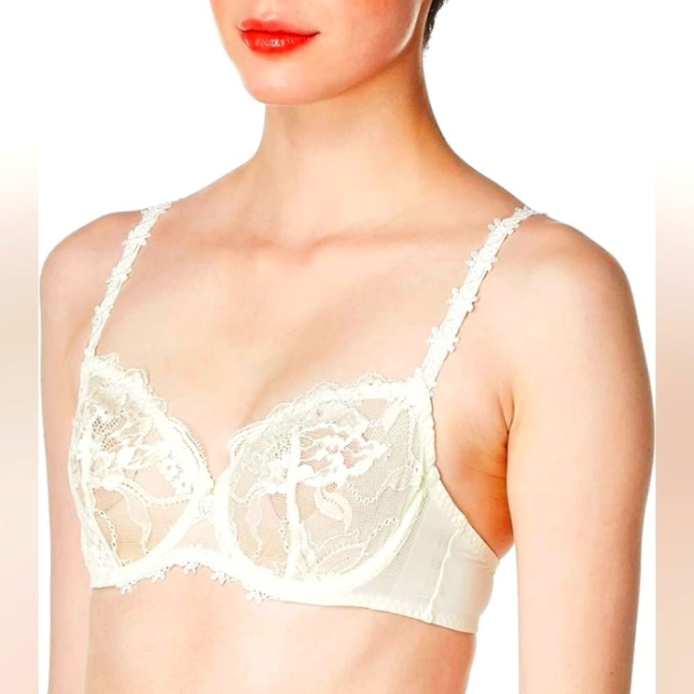 NWOT LA PERLA Lawinia Rose Elegant Cream Lace Underwire Bra SZ 36